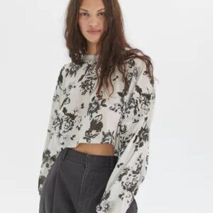 Urban Outfitters Out from Under Cropped Floral Long Sleeve Pullover, Size Medium